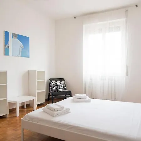 Youhosty - Villoresi 6p, 5 Apartamento Milán